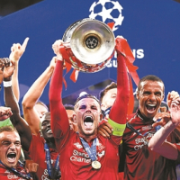 战绩滑坡并 战绩滑坡并