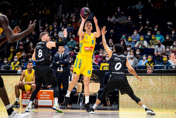 之间的博弈 之间的博弈