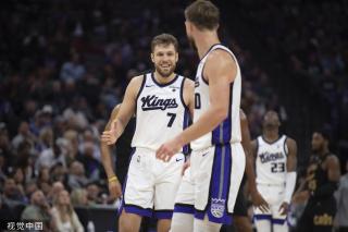 滑比赛不仅 滑比赛不仅